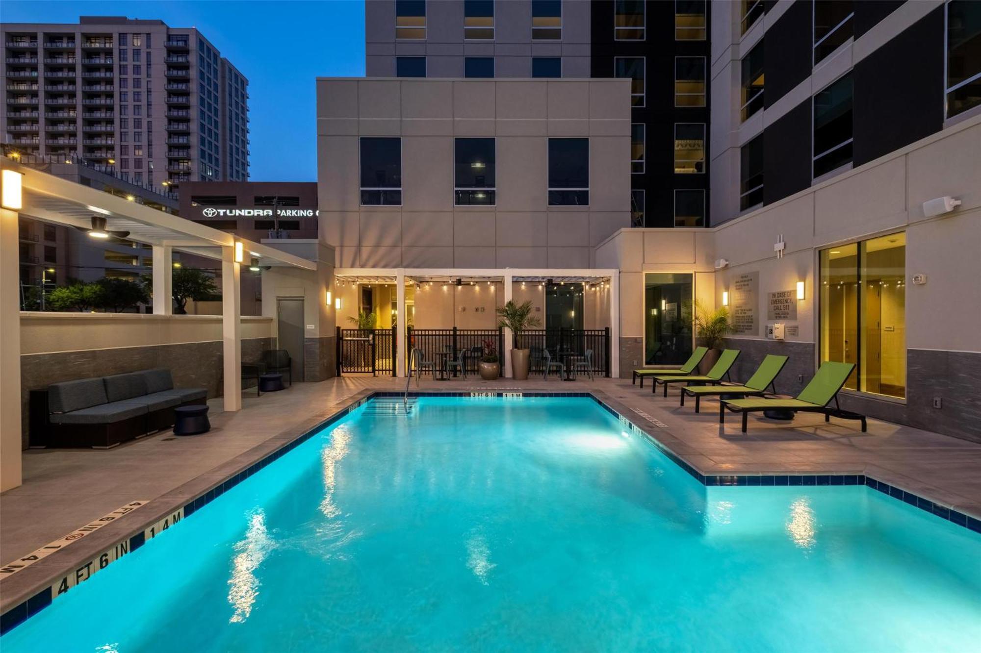 Home2 Suites By Hilton Houston Downtown Convention Center Exterior foto